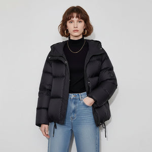 chloe-puffer-jacket-woman-black-01