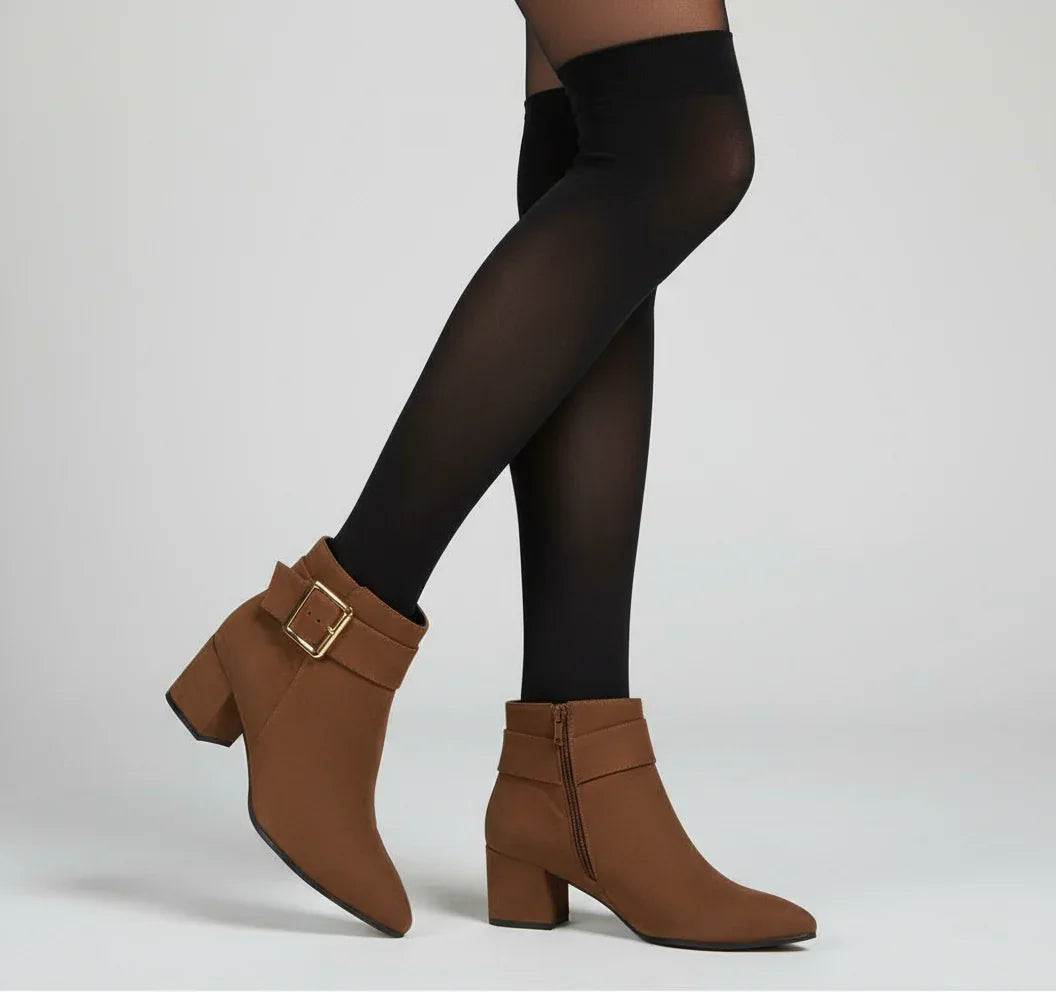 Boots - We Lovers Beauty