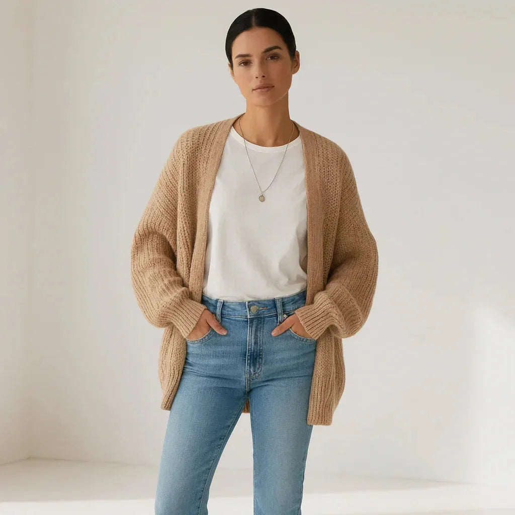 Avaloh Cream Women Cardigan - We Lovers Beauty
